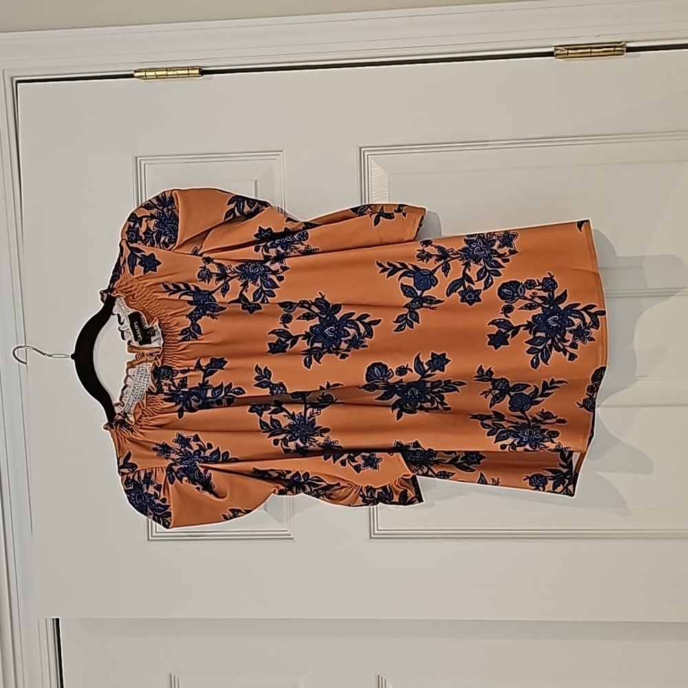 Sugarlips Blouse, Size Medium, Elbow-Length Sleeves, Tan/Orange/Blue Color